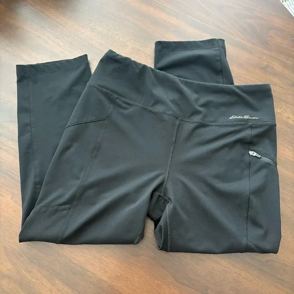 Eddie Bauer Trail Tight Capri Leggings - Picture 2 of 4